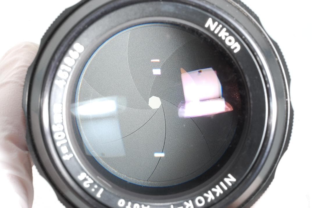 Nikon NIKKOR-P Auto 105mm f/2.5 オールドレンズ