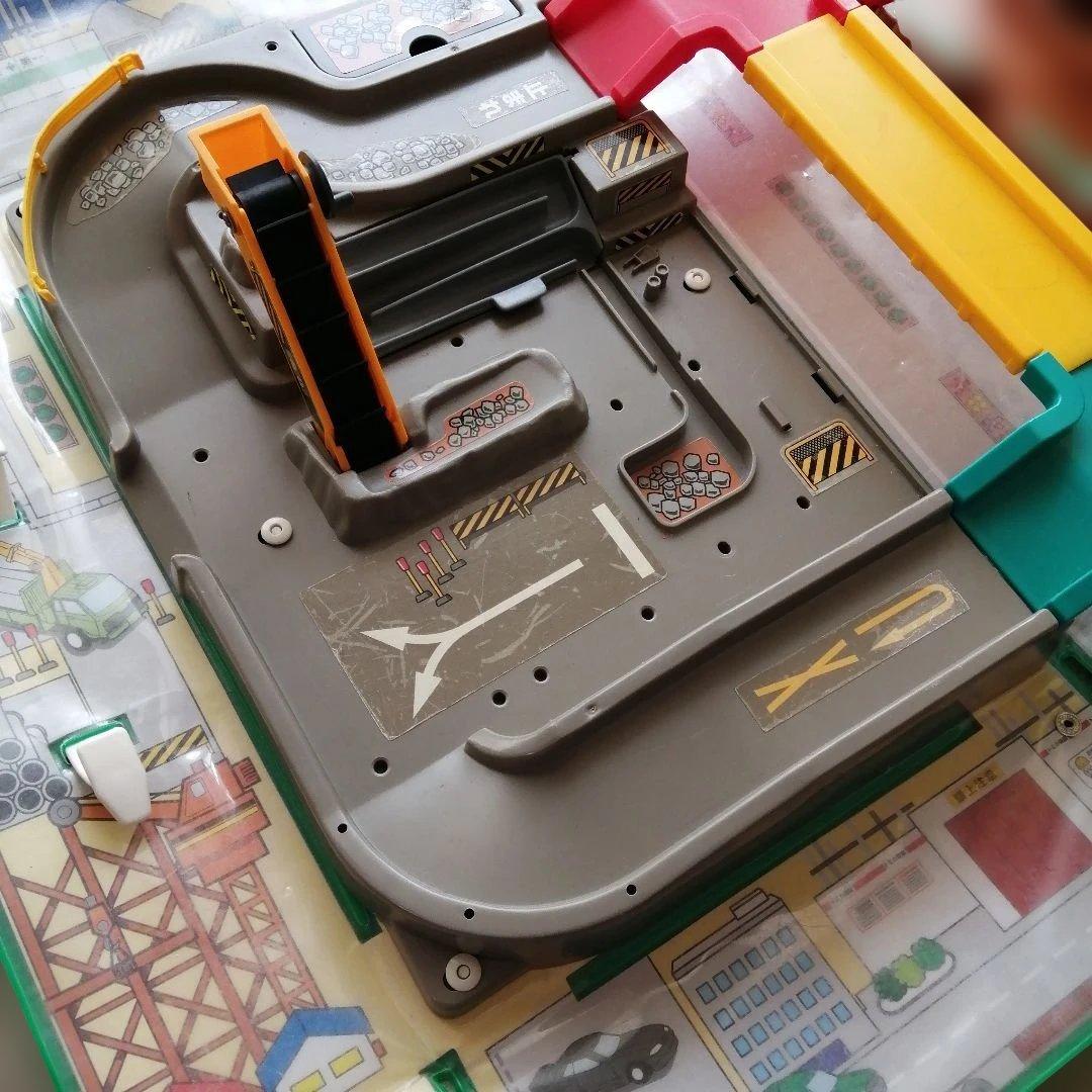 ミニカー用組み立て式駐車場