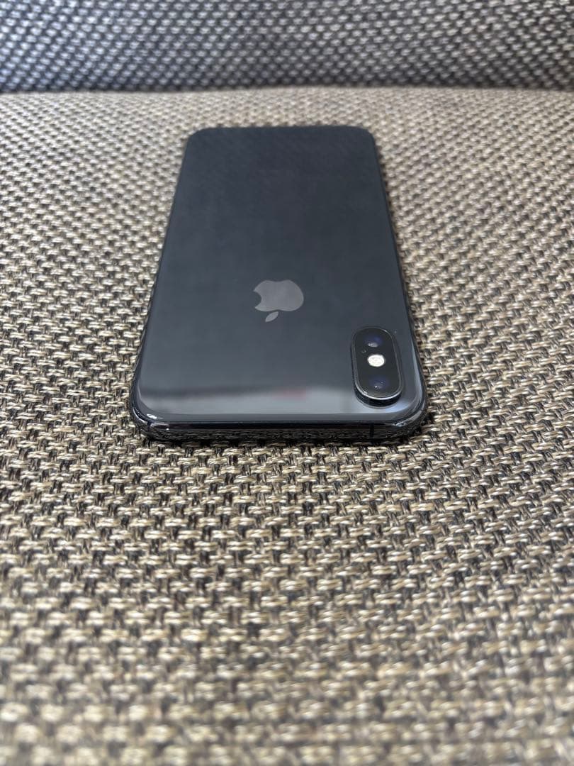 Apple iPhone Xs スペースグレー