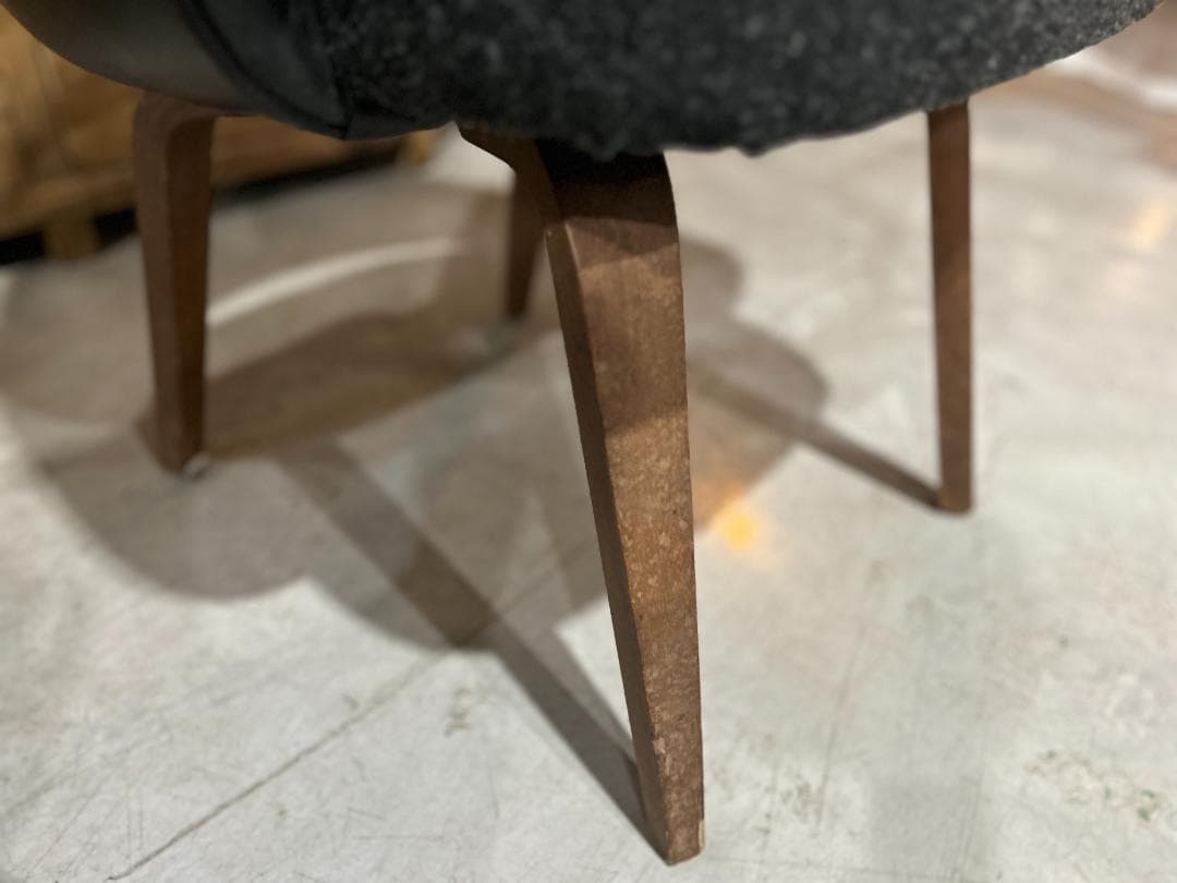 サーリネン コレクション・カンファレンスアームチェア｜オークステインウォルナット