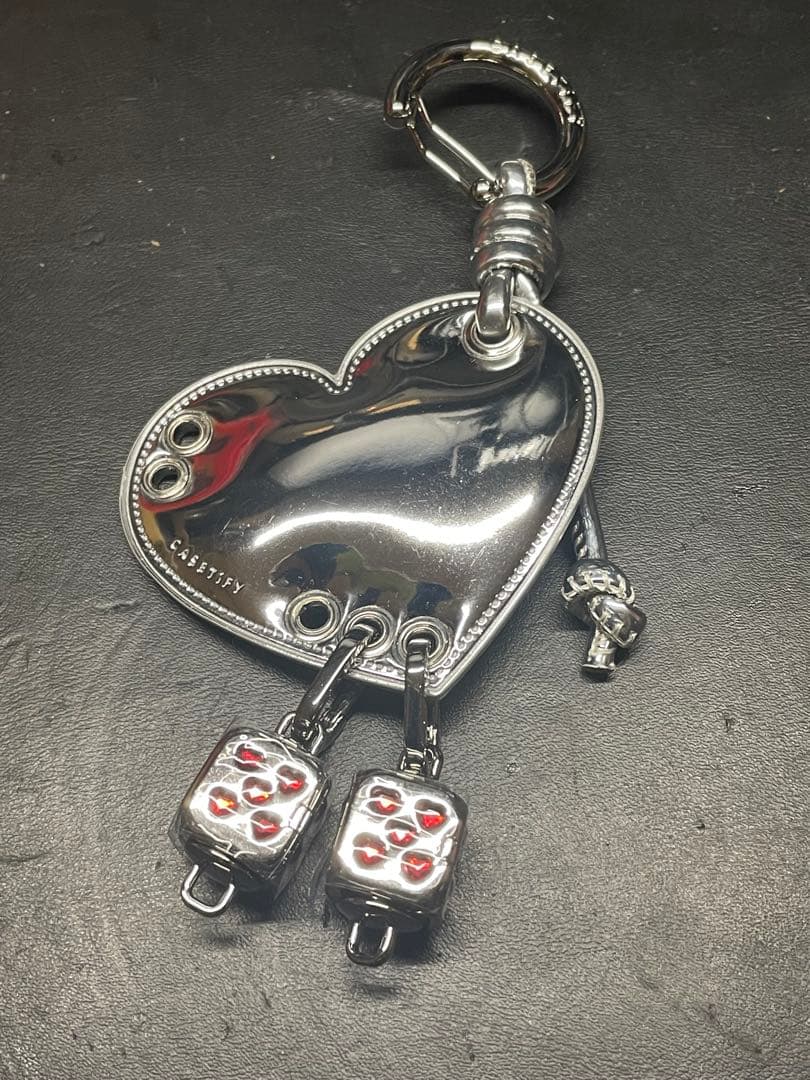 CASETiFY × G-DRAGON ふわふわバッグチャーム 完売品