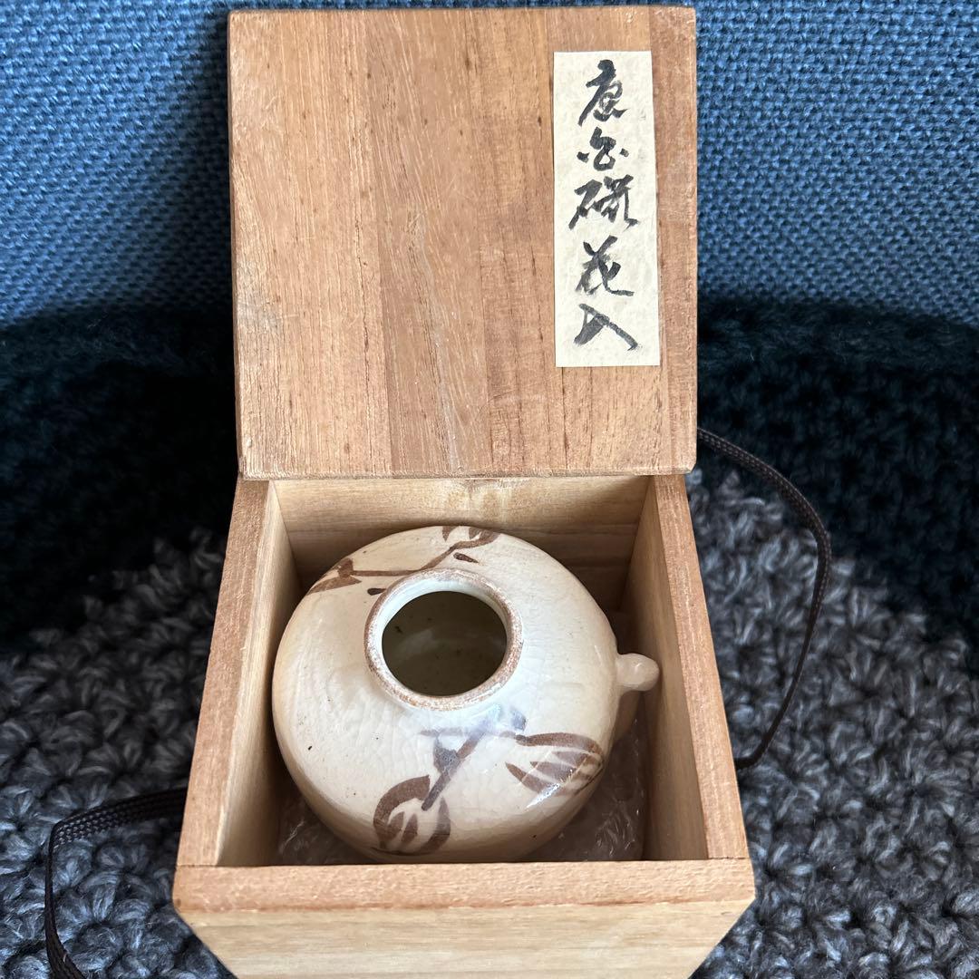 旧蔵中国骨董 【 唐白磁壺型一輪挿し花入】古くから中国で愛用されている陶磁器名品