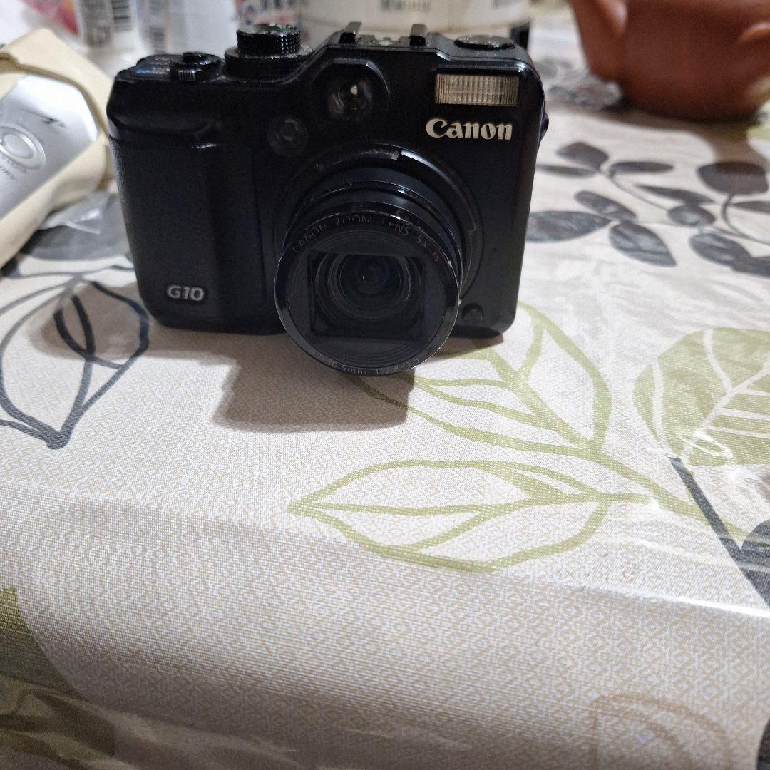 Canon PowerShot G10 本体と付属品