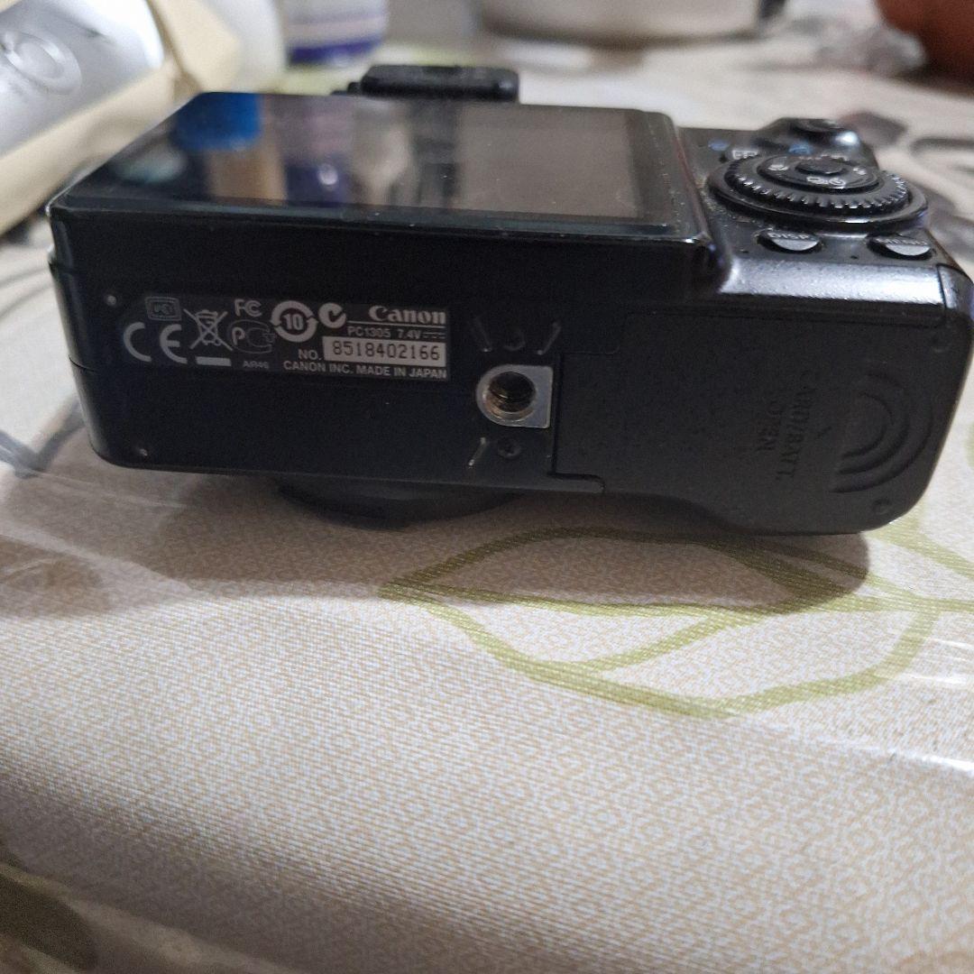 Canon PowerShot G10 本体と付属品