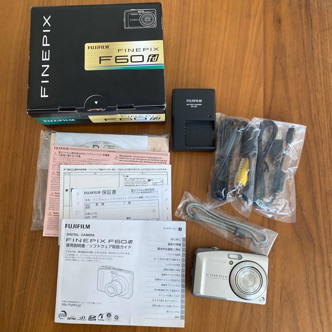 FUJIFILM FINEPIX F60fd コンパクトデジタルカメラ