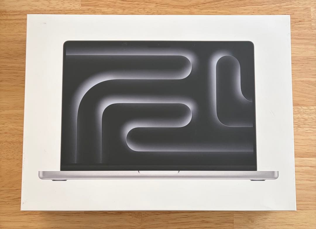 MacBook Pro 14インチ　M4 16gb 1tb