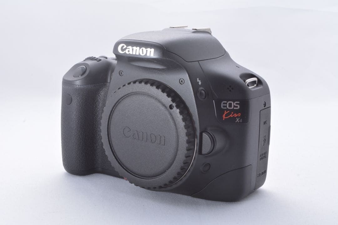 シャッター数1200回で極美品✨Canon Kiss X4 フルオートで安心❣️