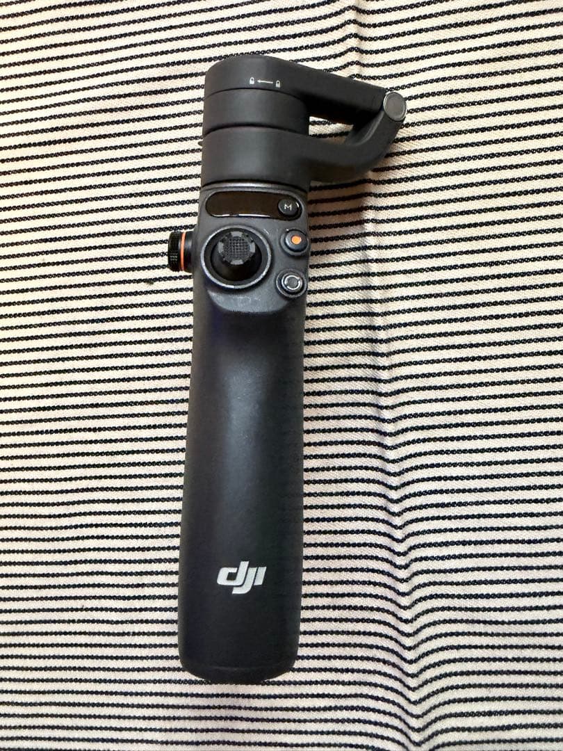 DJI Osmo Mobile 6 スタビライザー スマホ　ジンバル