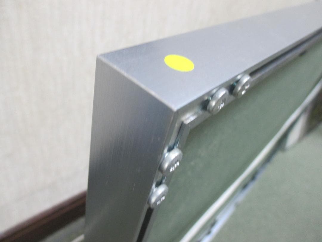 大全紙額縁と白マット2枚、黒マット2枚、写真付き白マット3枚