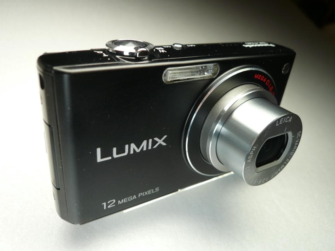 LUMIX★DMC-FX40⭕️箱入完品⭕️安心実働品★ブラック