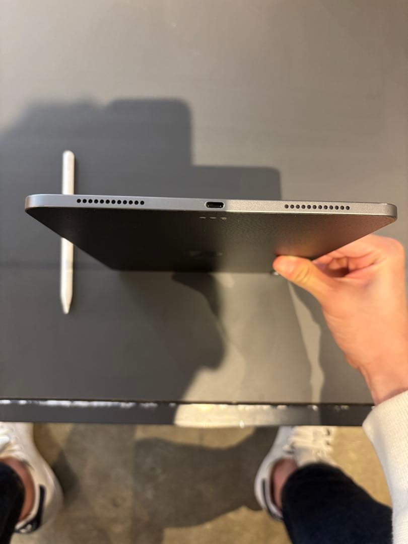 iPadAir (第5世代)64GB ApplePencil2/ケース付