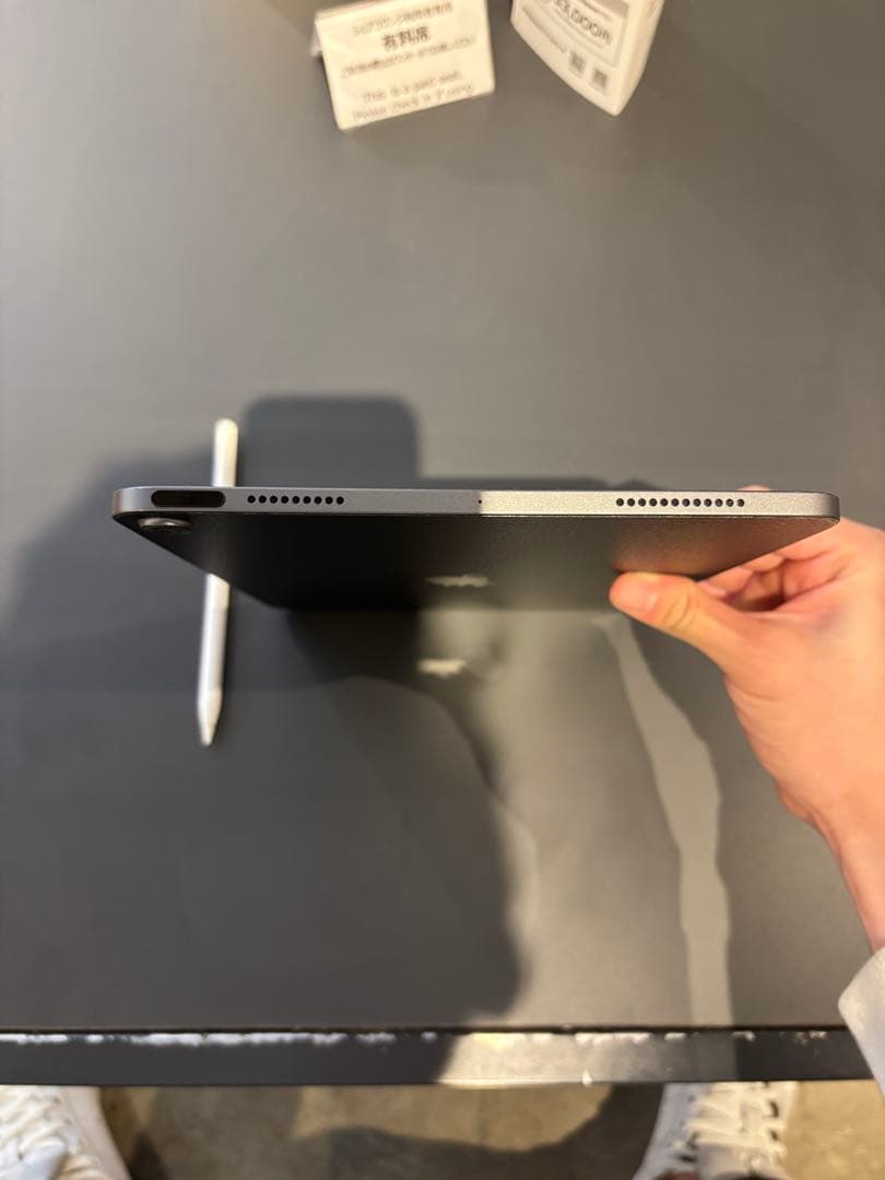 iPadAir (第5世代)64GB ApplePencil2/ケース付