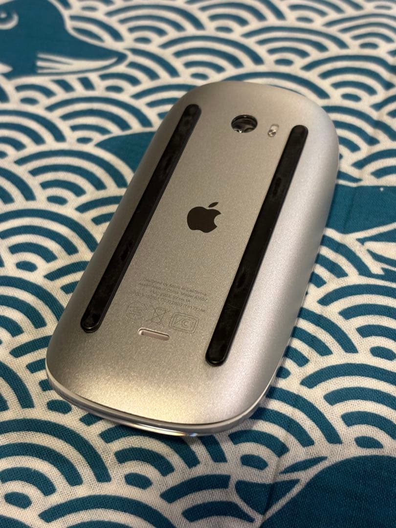 Apple Magic Keyboard A1644とMouse A1657