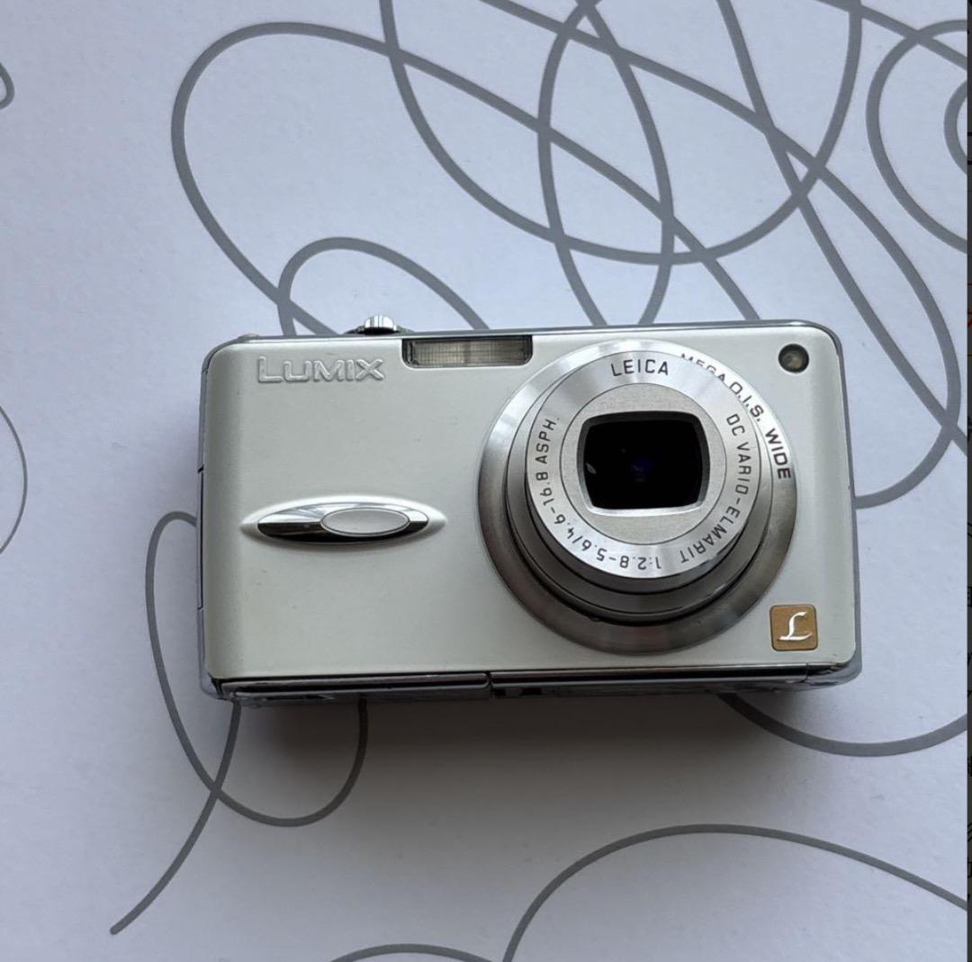 コンデジ Panasonic LUMIX DMC-FX01 白 デジカメ