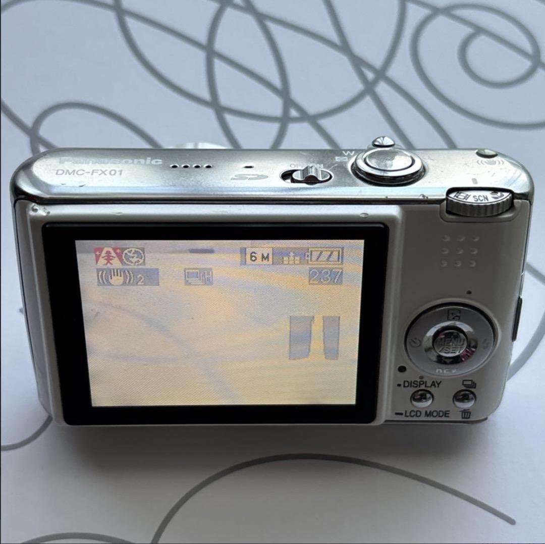 コンデジ Panasonic LUMIX DMC-FX01 白 デジカメ