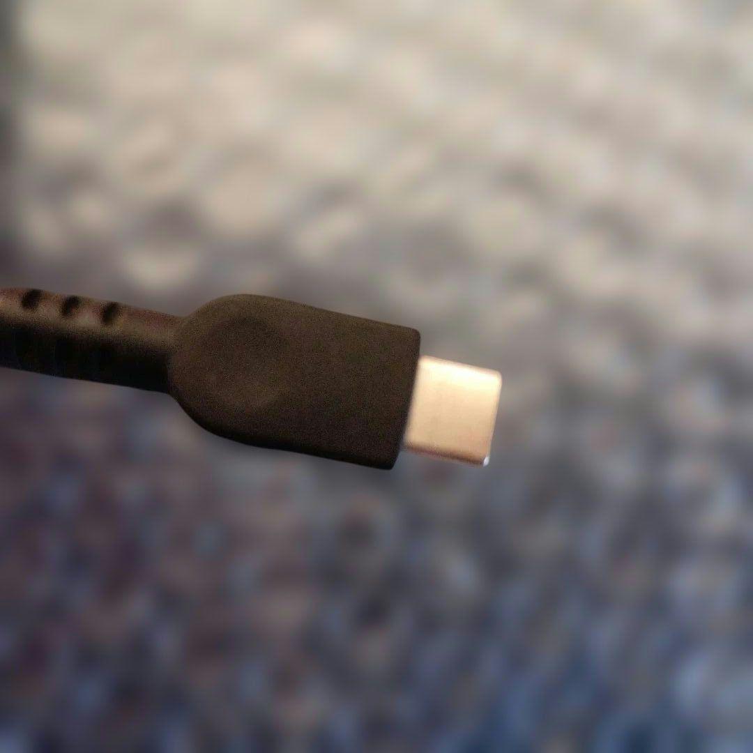 B② 富士通　ＦＭＶＵ34011　U9311/F