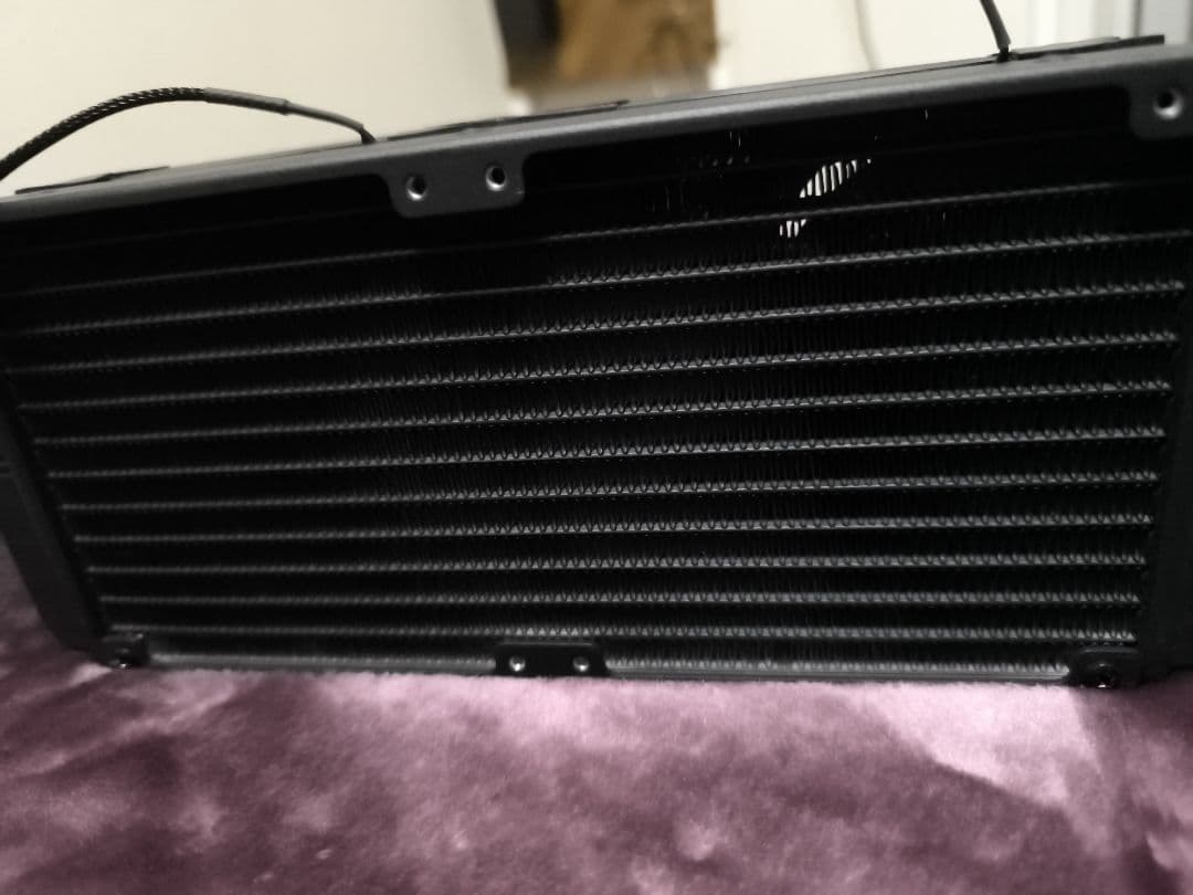 グラフィックボード・グラボ・ビデオカード MSI GeForce RTX4090 SUPRIM LIQUID X 24G