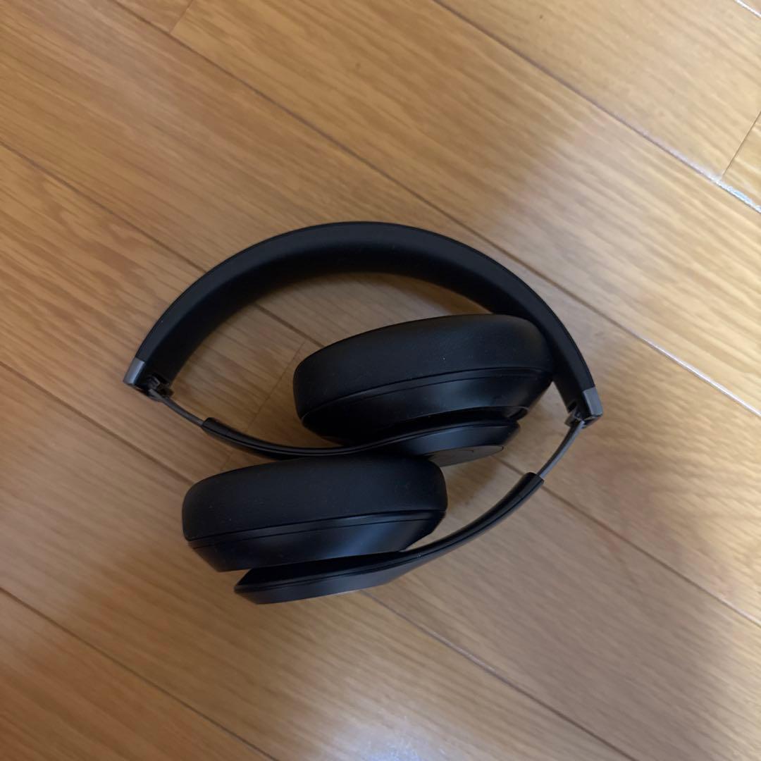 Beats ワイヤレスヘッドホン ブラック 本体とケース