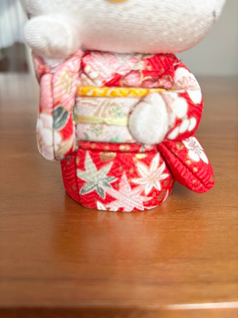 【新品】招き猫　ハローキティ　キティーちゃん　コラボ人形　柿沼東光　日本製