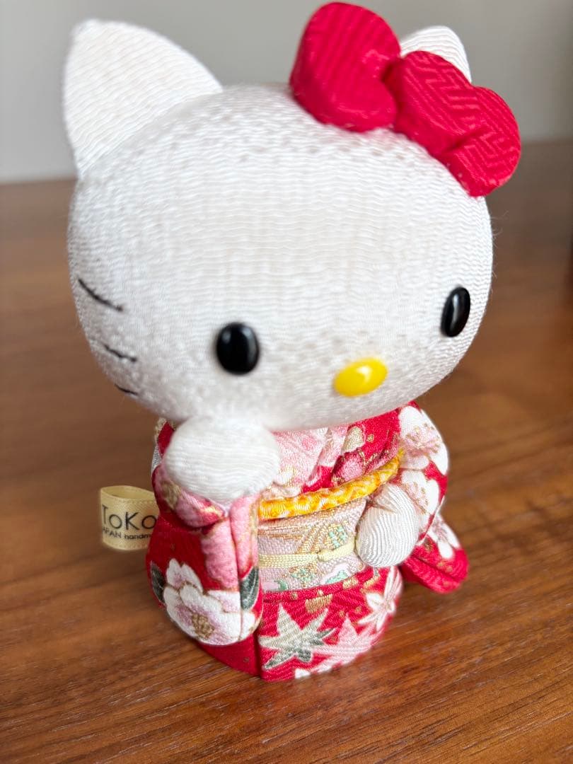 【新品】招き猫　ハローキティ　キティーちゃん　コラボ人形　柿沼東光　日本製