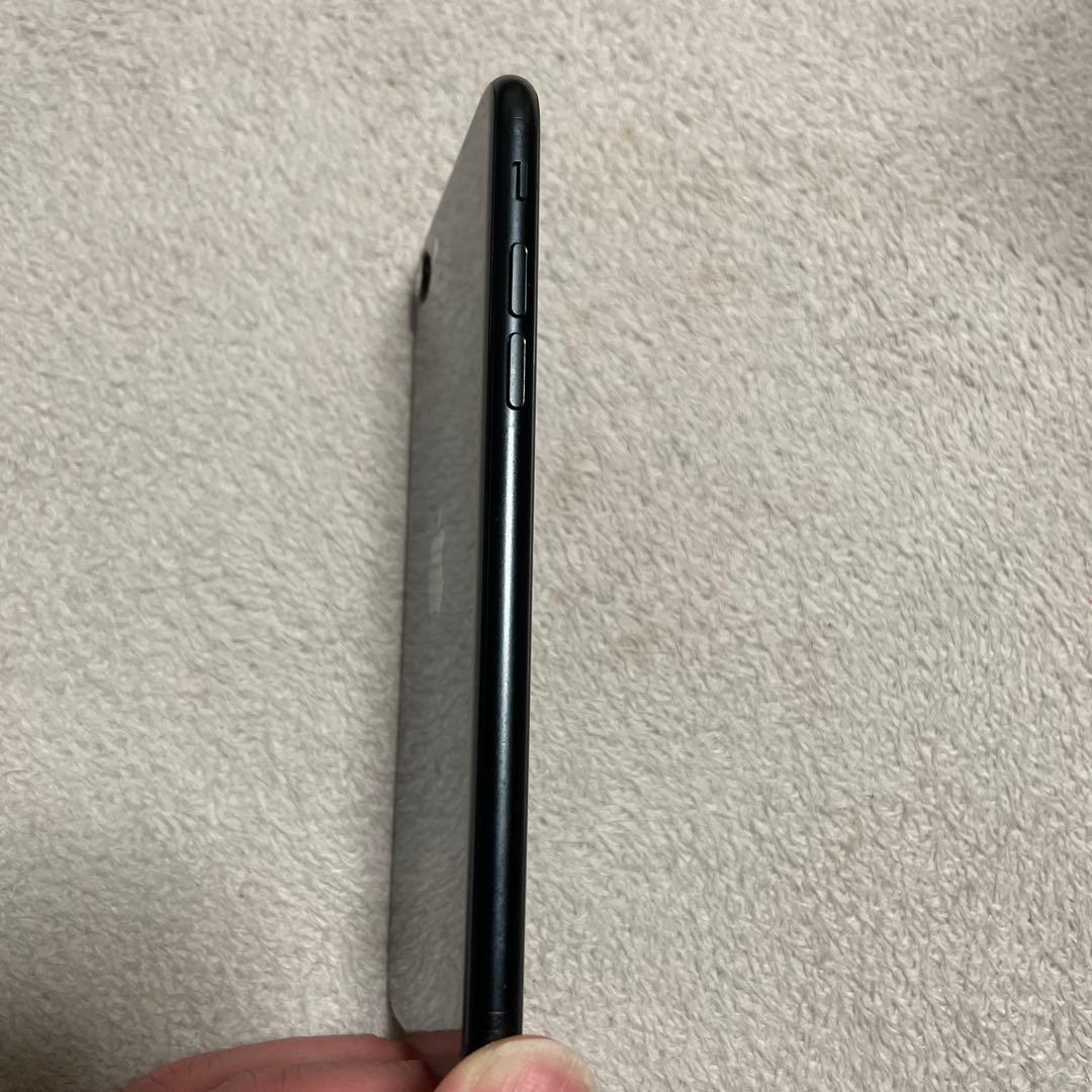 Apple iPhone SE2 ブラック 64GB