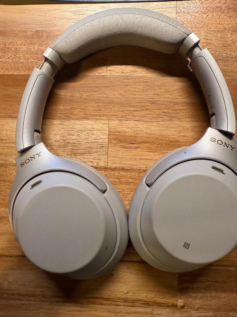 Sony ワイヤレスヘッドホン 　WH-1000 xm3 シルバー　ハイレゾ