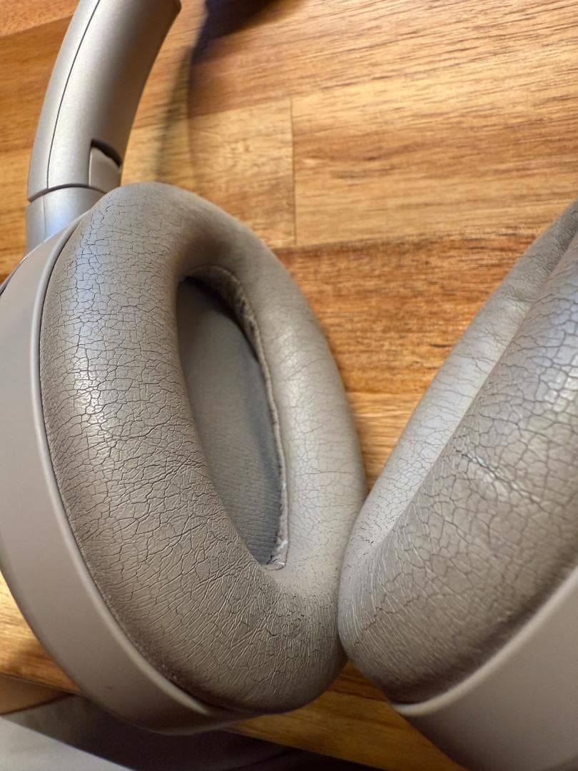 Sony ワイヤレスヘッドホン 　WH-1000 xm3 シルバー　ハイレゾ