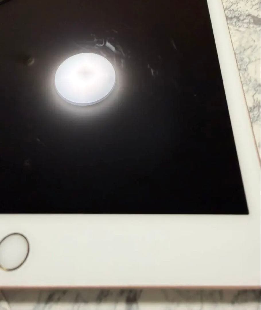 最終価格　Apple iPad 第8世代 32GB 本体 ゴールド　カバー付き