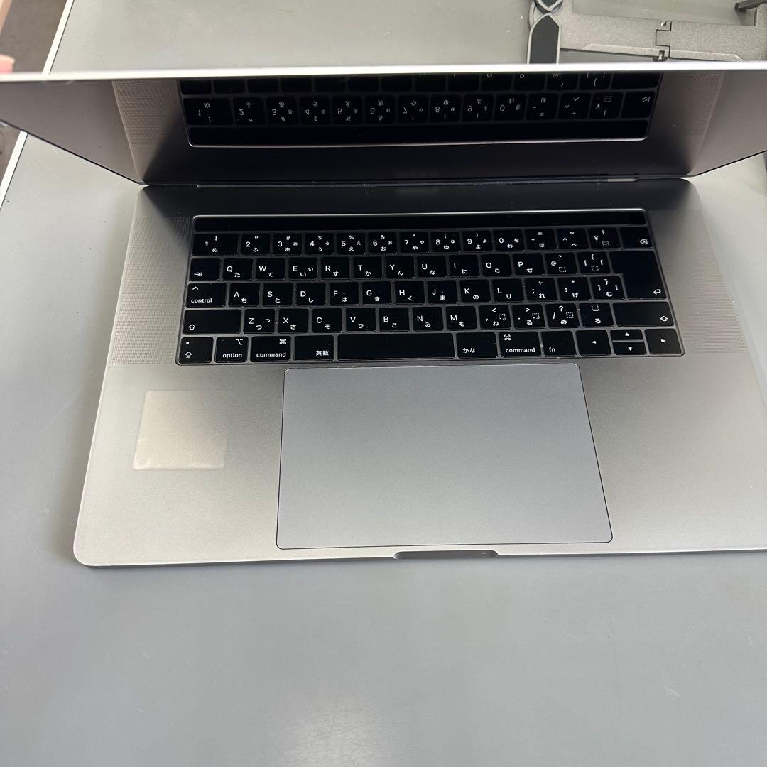 MacBookPro2018 15インチ6コアIntelCore i7