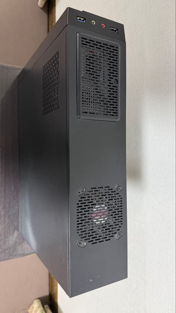 高性能コンパクトPC Ryzen3 2200G/8GB/1TB