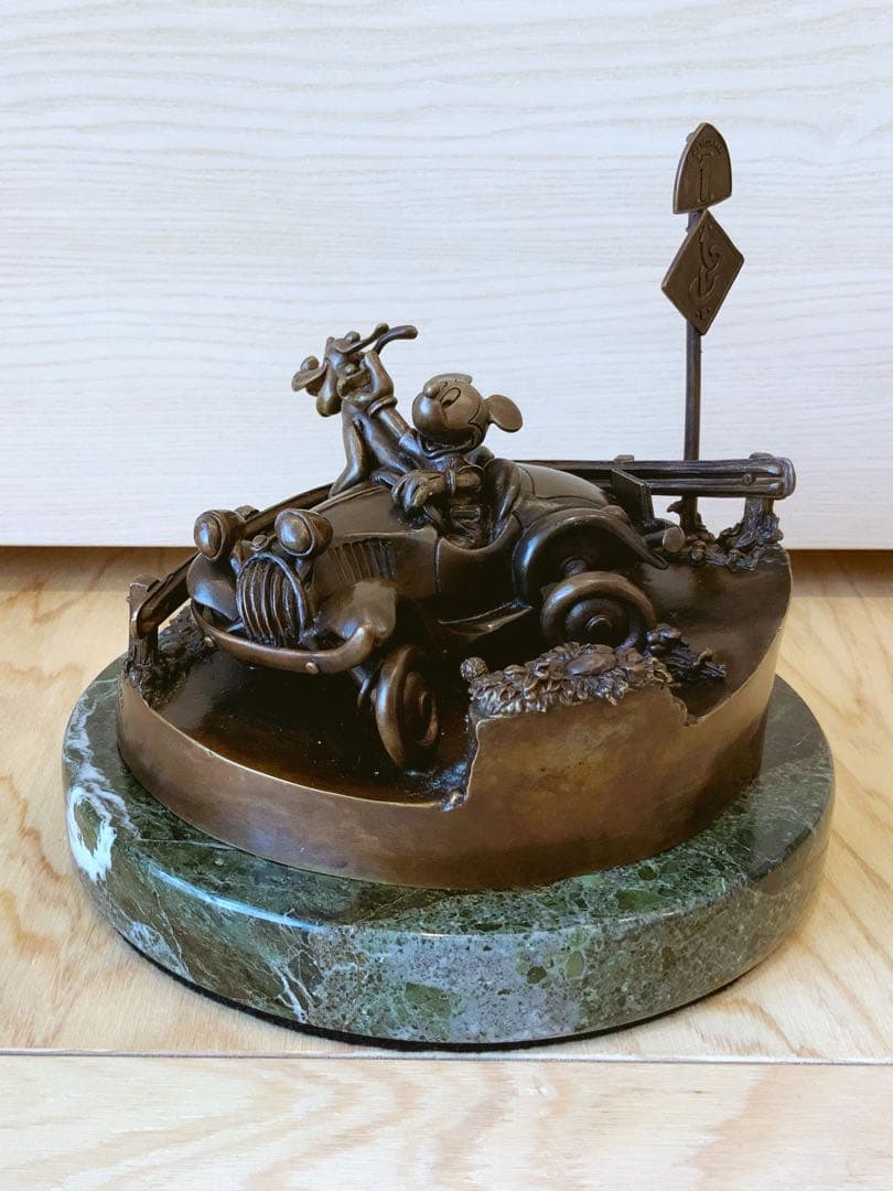 ディズニー限定ブロンズ像 ミッキー&プルート 25体 No.2 USA