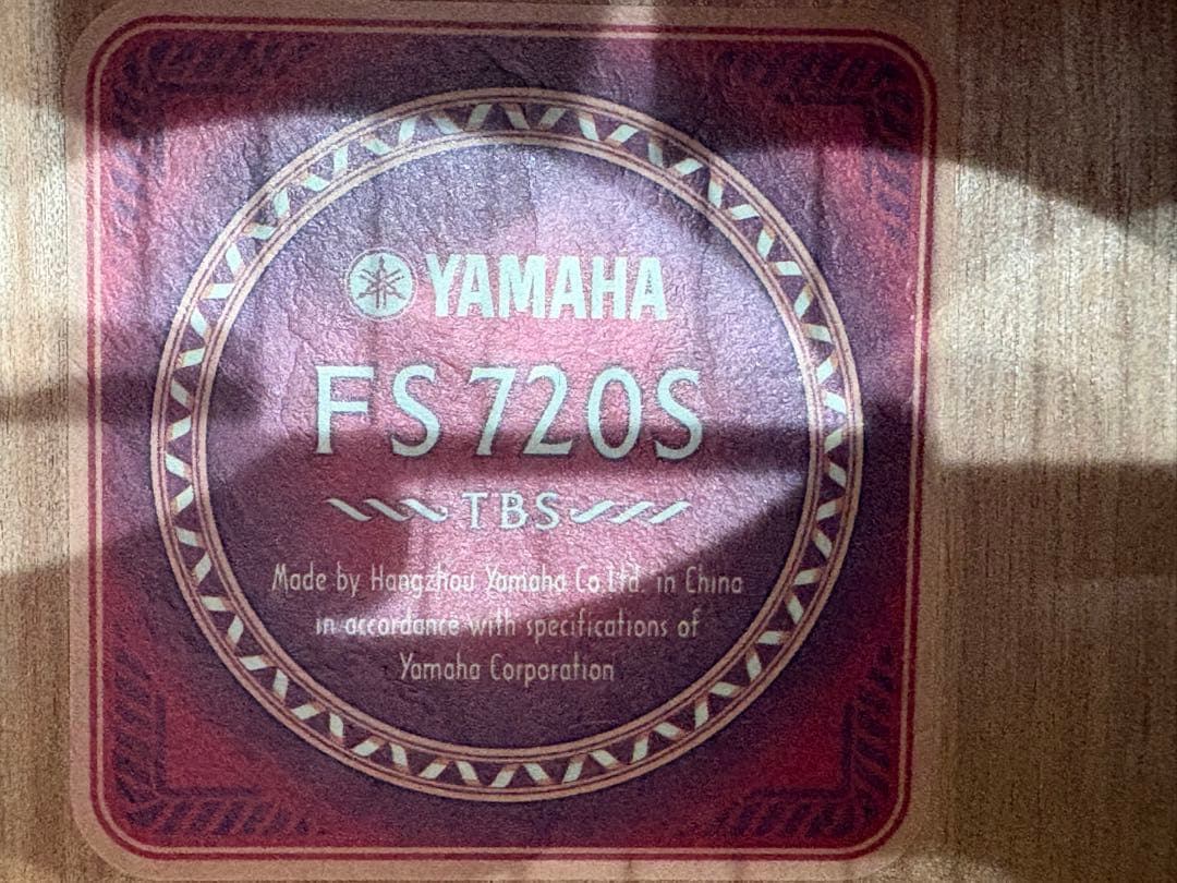 YAMAHA アコースティックギター　FS720S
