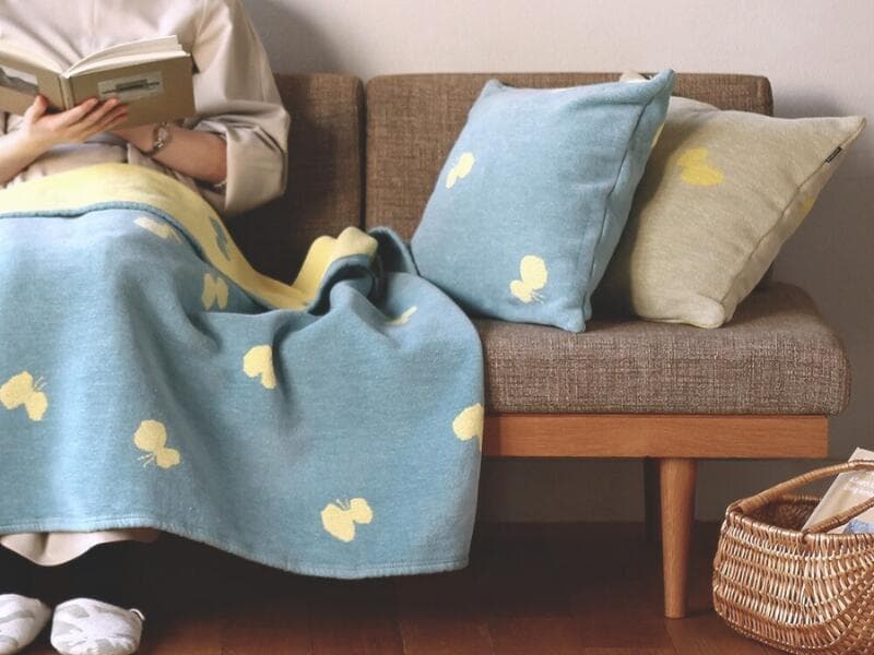 未使用　KLIPPAN 　ミナペルホネン　choucho クッションカバー