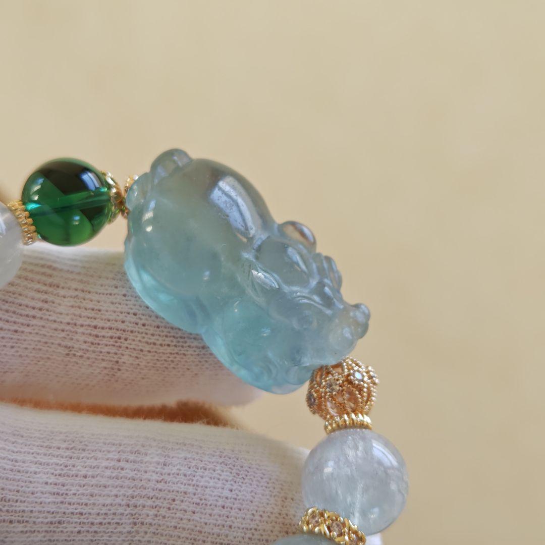 新作　ブルーグリーンフローライト貔貅　グリーンフローライト