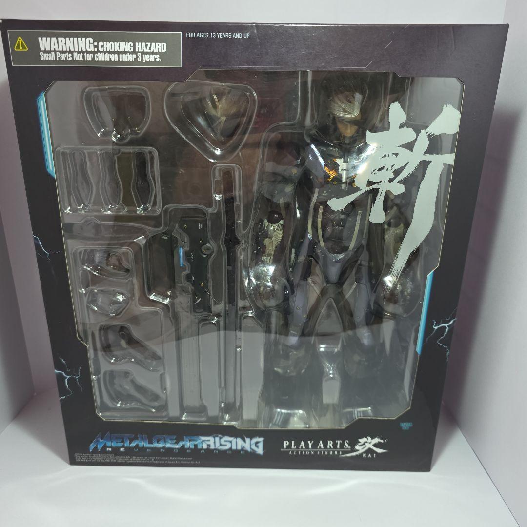 ​未開封 メタルギア ライジング リベンジェンス プレイアーツ改 雷電(通常版)
