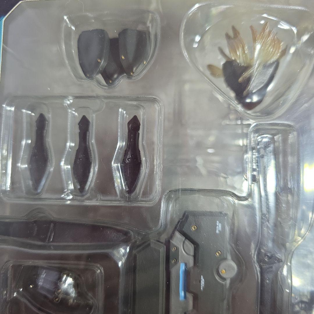 ​未開封 メタルギア ライジング リベンジェンス プレイアーツ改 雷電(通常版)