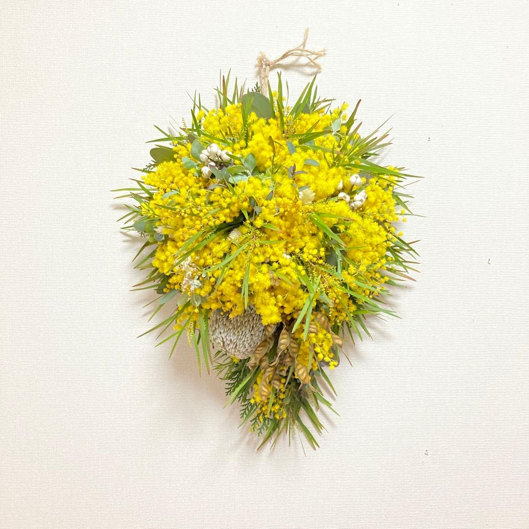 バンクシアミモザオーバルスワッグ