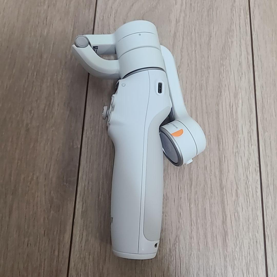 DJI Osmo Mobile 6 3軸スマートフォン用スタビライザー