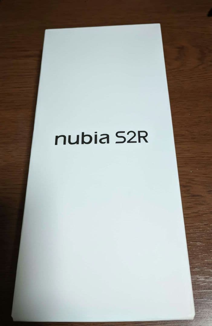 ZTE Nubia S2R Z6305R　ホワイト