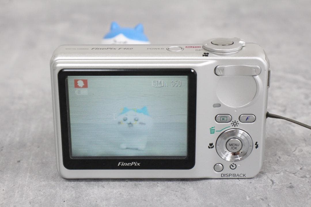 ▲FUJIFILM フジフィルム FinePix F460 デジタルカメラ