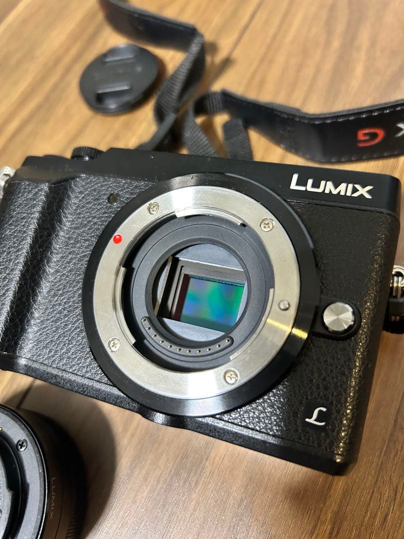 【中古】Panasonic LUMIX DMC−GX7MK2 望遠レンズ付き