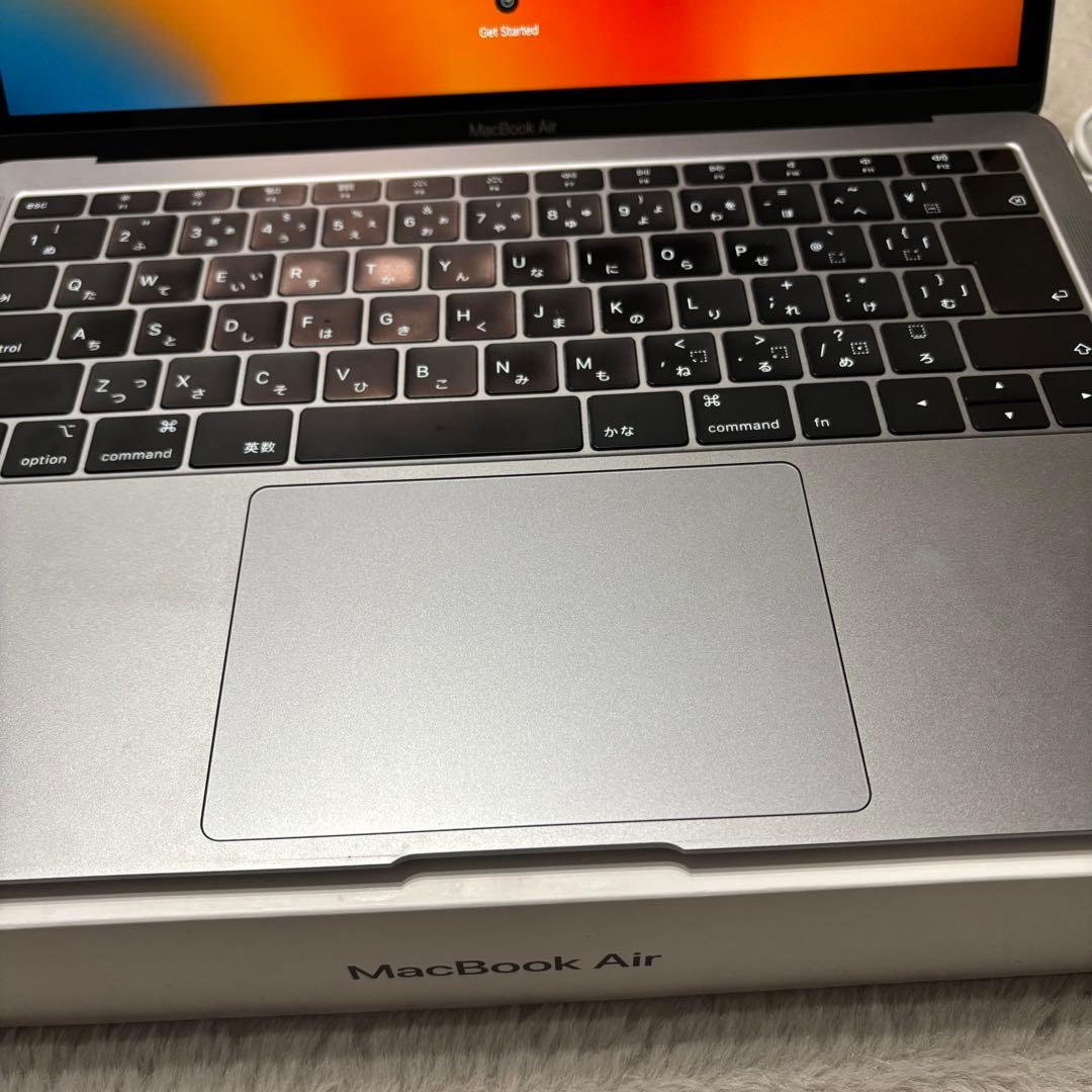 MacBookAir 13インチ　8GB /128GB