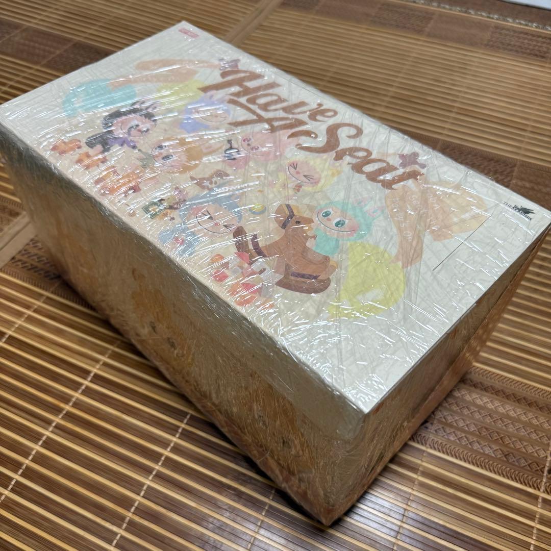 LABUBU THE MONSTERS Have A Seatぬいぐるみ開封済み