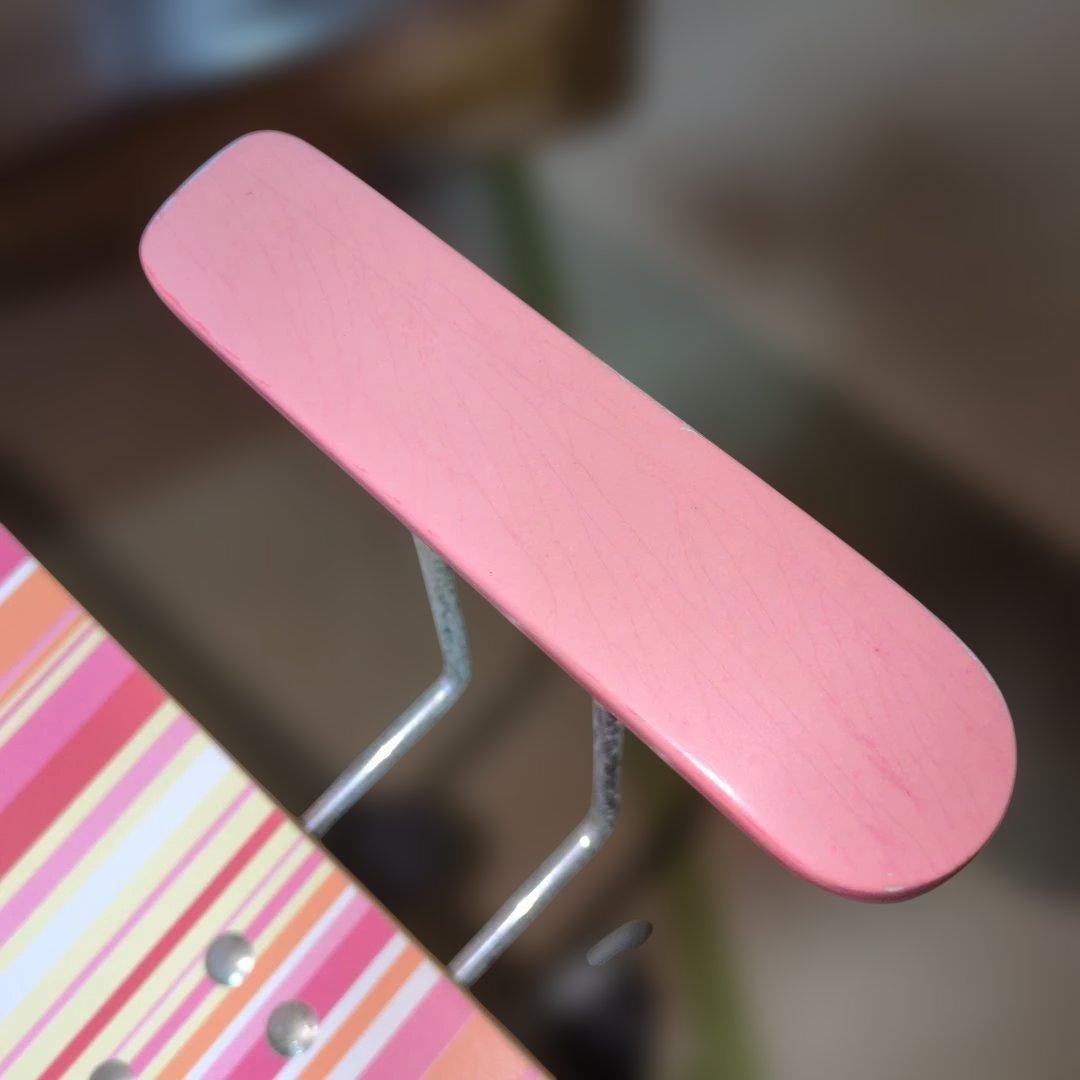 ★レトロポップな回転イス★肘掛けあり・油圧 高さ調整可能です^_^