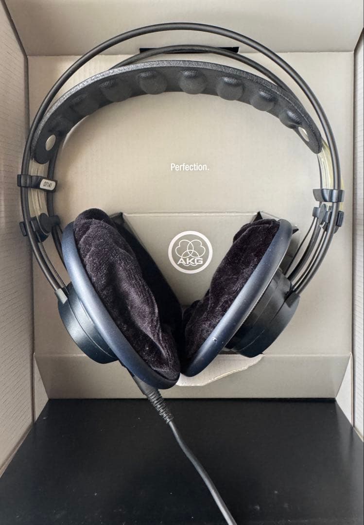 i*o様 AKG K 702 有線ヘッドホン