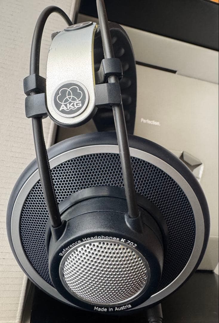 i*o様 AKG K 702 有線ヘッドホン