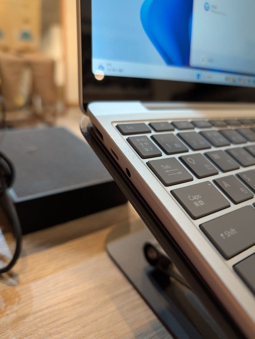 【Surface Laptop go3】12.4インチプラチナ 本体 充電器付き