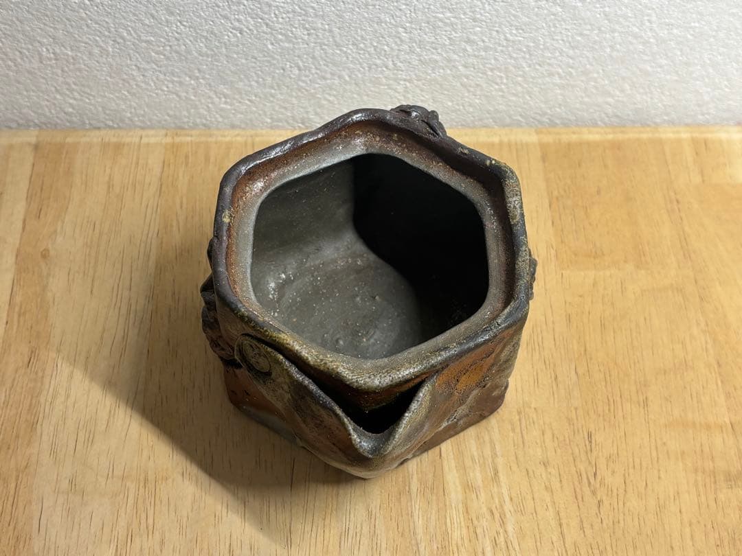 120.備前焼 宝瓶 登り窯 カニとタニシ 蟹 貝 六角 手びねり 急須