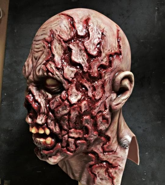 切り裂きゾンビマスク（ウォーキングデッド風）