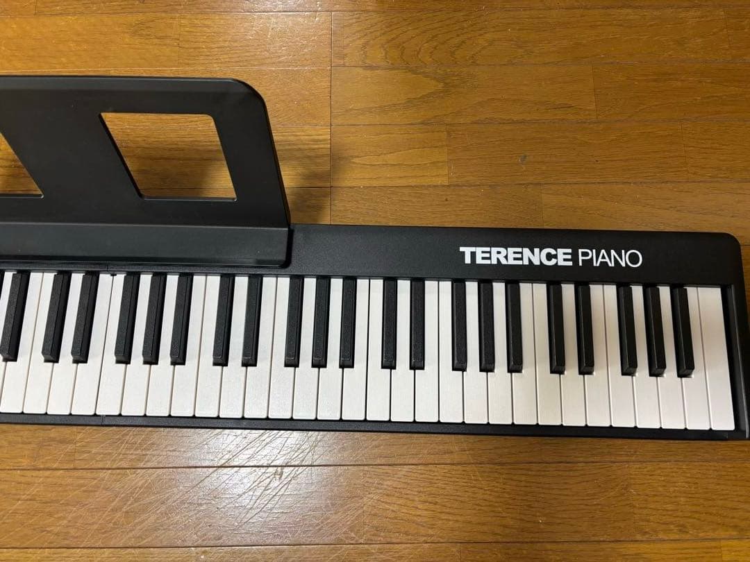 88鍵盤 電子ピアノ　折り畳み式　ペダル付き　軽量　TERENCE